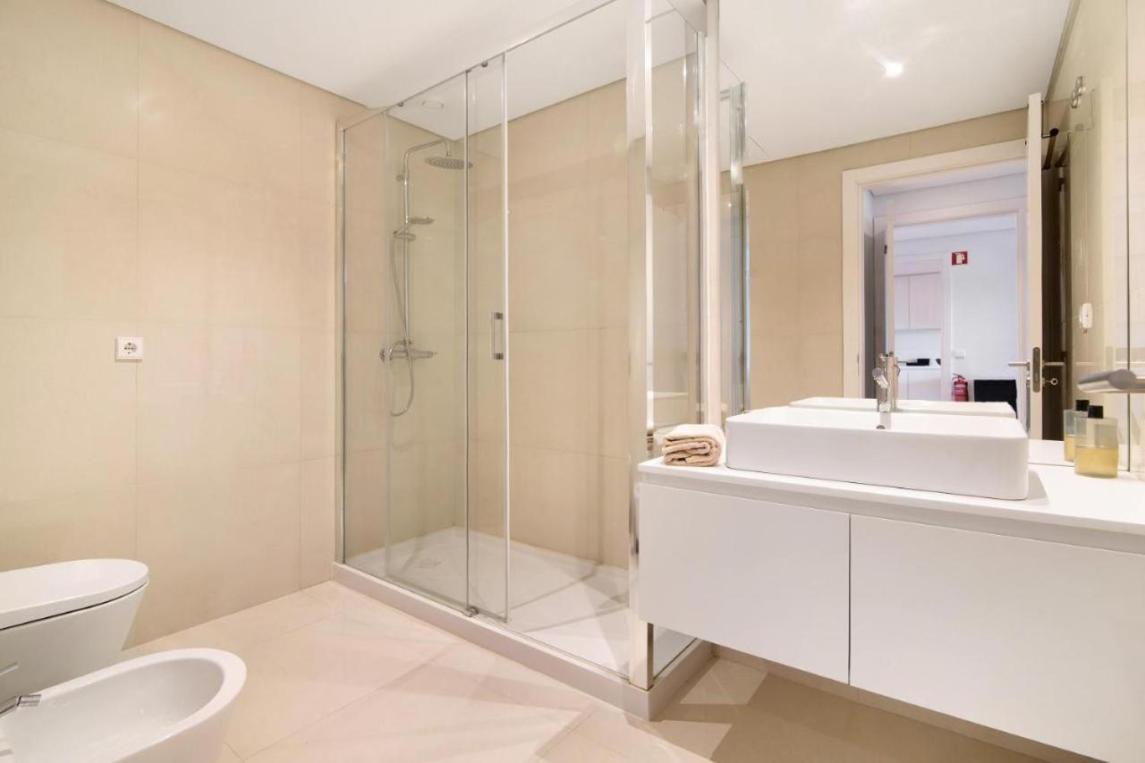 Beautiful Modern Design Condo With Swimming Pool 빌라모라 외부 사진